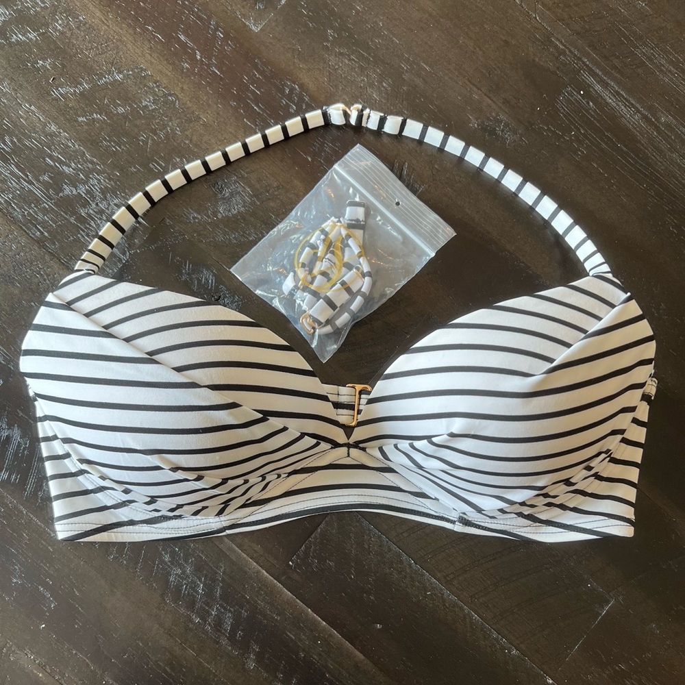 Victoria’s Secret Swim Push-Up Bikini Top